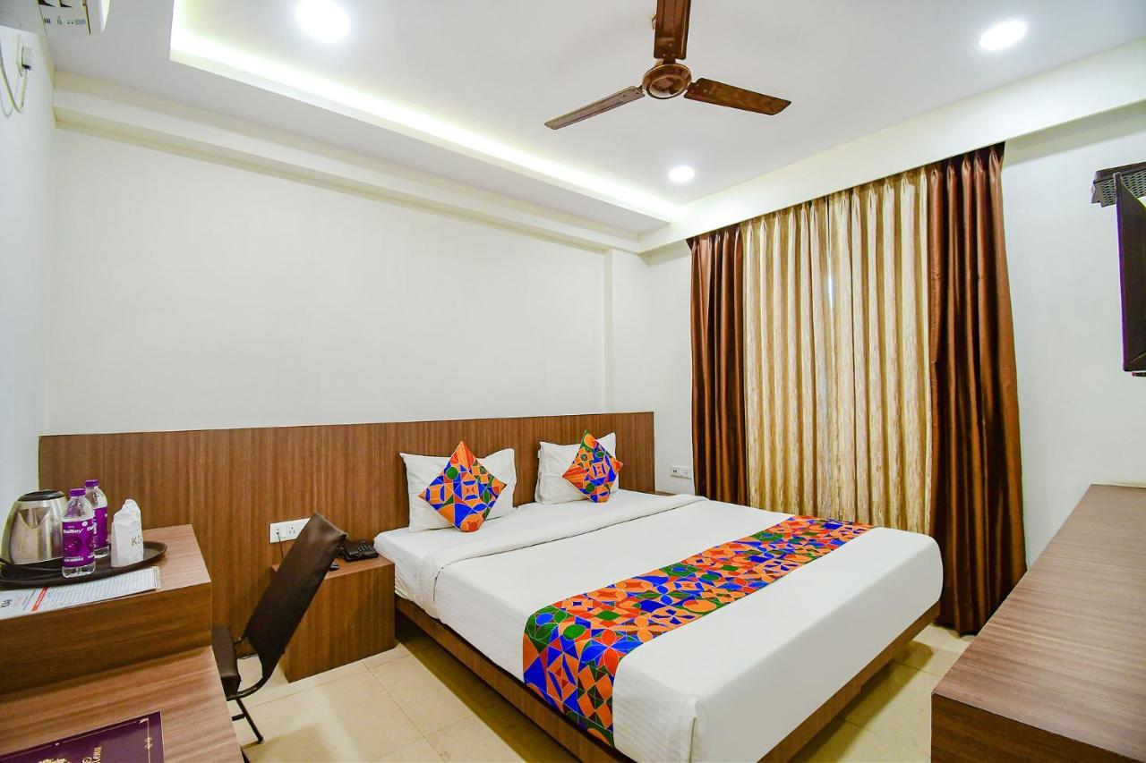 Fabhotel Kzar Select - 2Km From Park Street Καλκούτα Εξωτερικό φωτογραφία