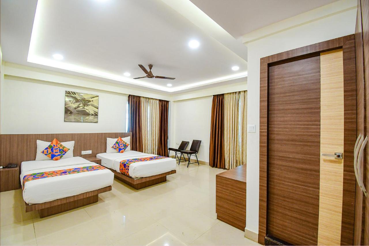 Fabhotel Kzar Select - 2Km From Park Street Καλκούτα Εξωτερικό φωτογραφία